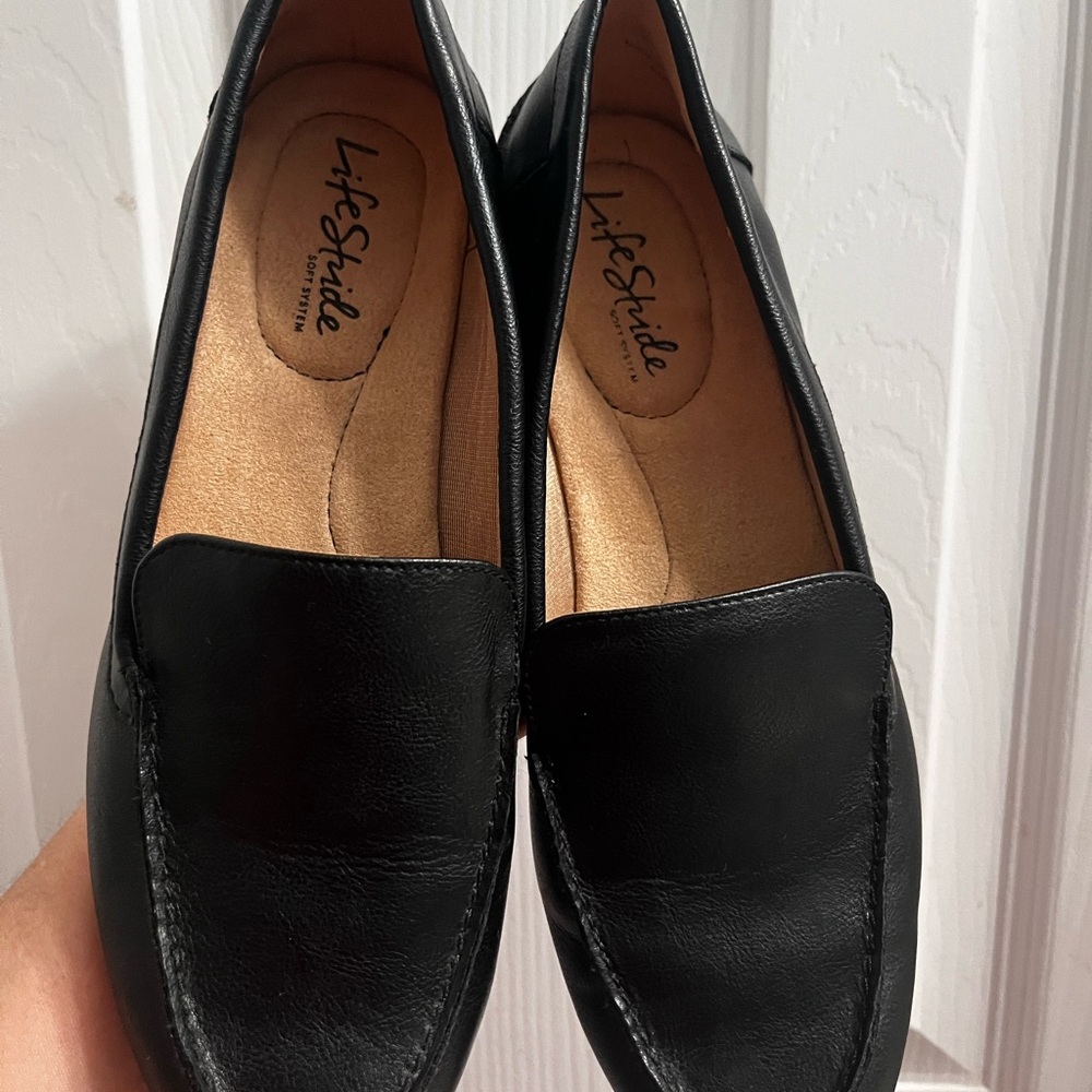 LifeStride Black Leather Loafers